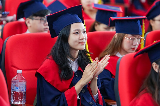 “Chuyến đò” tốt nghiệp đầu tiên năm 2021 đưa sinh viên thuộc 11 Khoa/Viện HUTECH cập bến 15