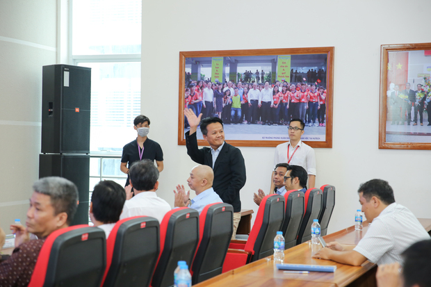 HUTECH students discuss career orientation topics with representatives of leading IT companies 74