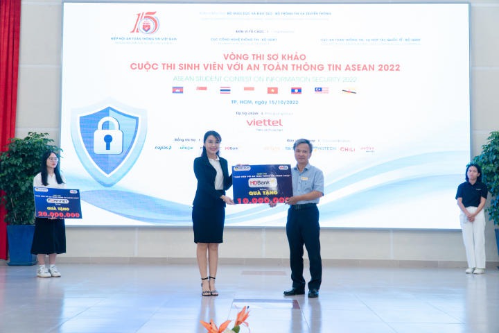 Cuộc thi nhận được sự đồng hành và tài trợ của nhiều doanh nghiệp HUTECH 3