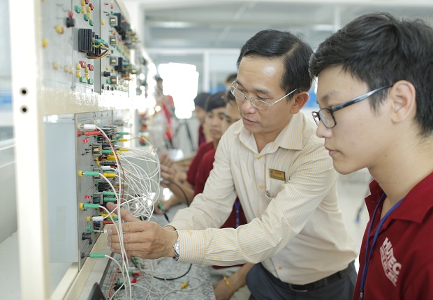 Sinh viên khi tốt nghiệp ngành Kỹ thuật điện có thể đảm nhận nhiều vị trí công việc