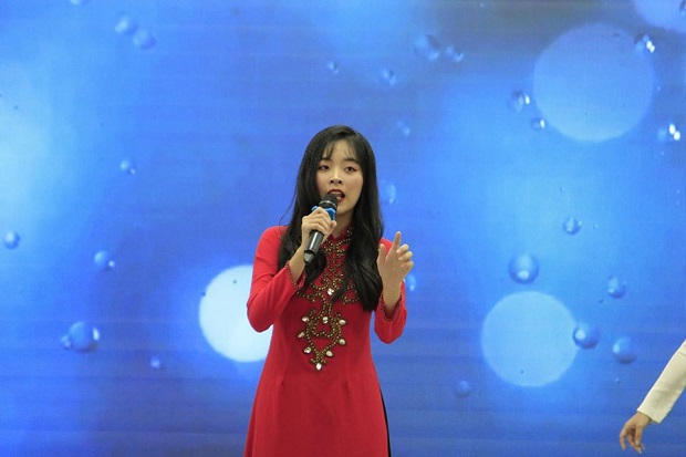 Nghệ sĩ Thanh Bạch sẽ “cầm cân nảy mực” tại vòng Chung kết Singing Online tối 17/7 tới! 58