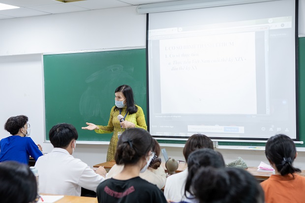 Hôm nay, sinh viên HUTECH chính thức bắt đầu học kỳ “bình thường mới” tại Trường 91