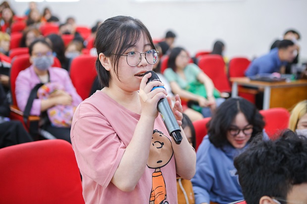 “Bật mí” kỹ năng chinh phục nhà tuyển dụng Hàn Quốc cho sinh viên viện Công nghệ Việt Hàn 109