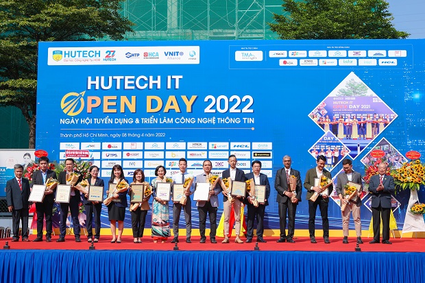 3000 vị trí tuyển dụng được doanh nghiệp “trải thảm” đón sinh viên tại HUTECH IT OPEN DAY 2022 87