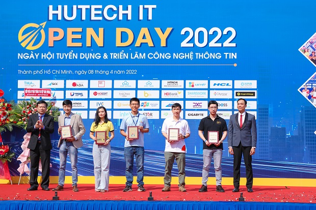 3000 vị trí tuyển dụng được doanh nghiệp “trải thảm” đón sinh viên tại HUTECH IT OPEN DAY 2022 102