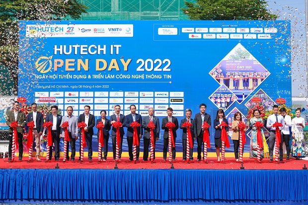 3000 vị trí tuyển dụng được doanh nghiệp “trải thảm” đón sinh viên tại HUTECH IT OPEN DAY 2022 135