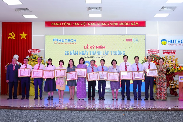 HUTECH celebrates the 26th anniversary of its establishment: Energetic, aspirational and successful 198