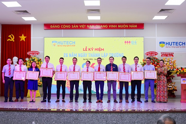 HUTECH celebrates the 26th anniversary of its establishment: Energetic, aspirational and successful 201