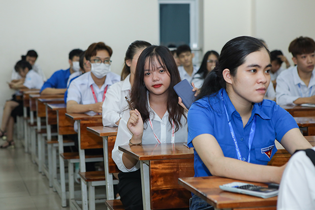 Khoa Quản trị kinh doanh HUTECH khởi động hành trình “Đi tìm thủ lĩnh” lần thứ I 60