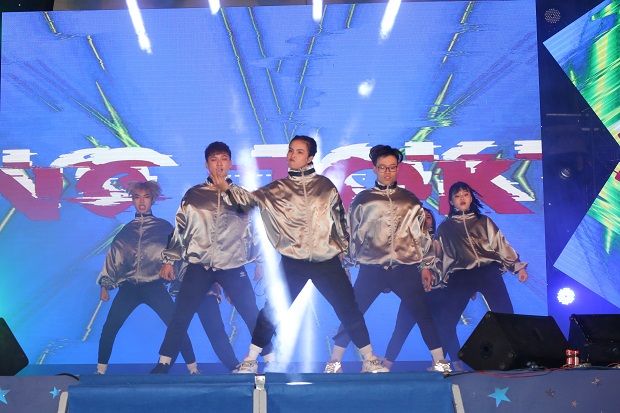 Nhóm nhảy sinh viên “kể” chuyện trầm cảm giành ngôi Quán quân HUTECH’s Talent 2020 204
