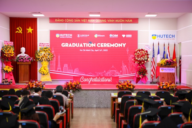 Trang trọng lễ tốt nghiệp của Tân Thạc sĩ, Cử nhân, Kỹ sư chương trình hợp tác quốc tế và Đại học chuẩn Quốc tế 173