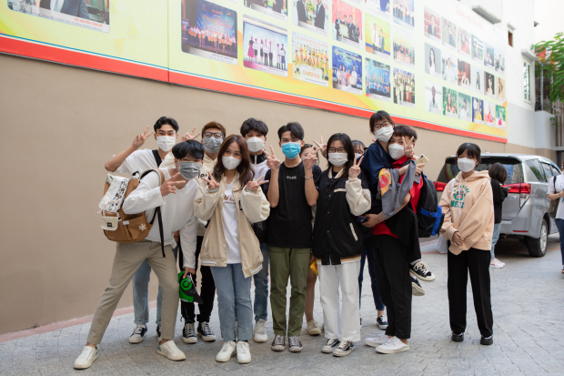 Hôm nay, sinh viên HUTECH chính thức bắt đầu học kỳ “bình thường mới” tại Trường 32