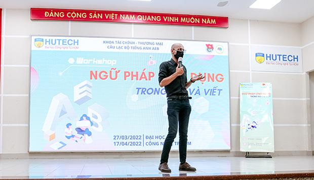 Sinh viên Khoa Tài chính - Thương mại trau dồi tiếng Anh tại workshop "Ngữ pháp ứng dụng trong nói và viết" 61