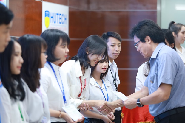 Sinh viên HUTECH chia sẻ cảm nhận về hành trình học tập tư tưởng Hồ Chí Minh 65