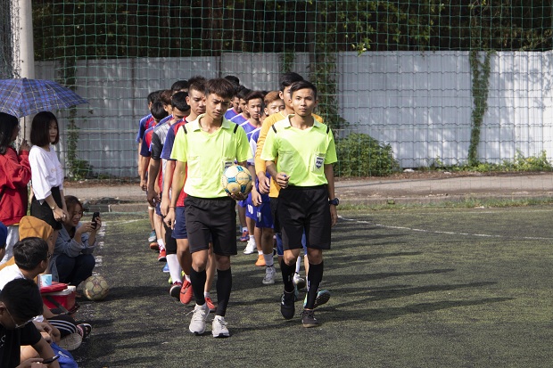 Đội Công tác xã hội vô địch môn Bóng đá Giải thể thao Chào đón Tân Sinh viên 20