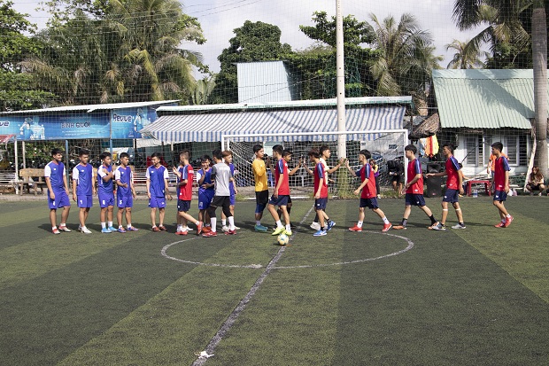 Đội Công tác xã hội vô địch môn Bóng đá Giải thể thao Chào đón Tân Sinh viên 19