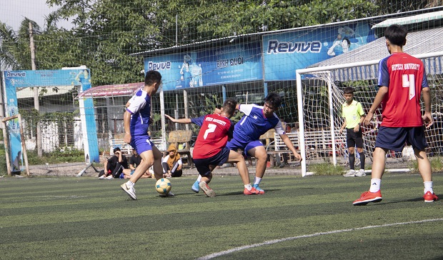 Đội Công tác xã hội vô địch môn Bóng đá Giải thể thao Chào đón Tân Sinh viên 32