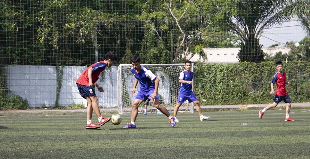 Đội Công tác xã hội vô địch môn Bóng đá Giải thể thao Chào đón Tân Sinh viên 44