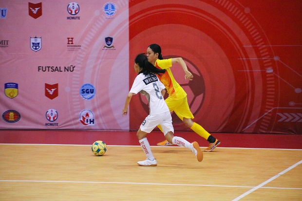 Nhìn lại hành trình bảo vệ “ngôi hậu” của tuyển nữ Futsal HUTECH tại mùa giải 2020 44