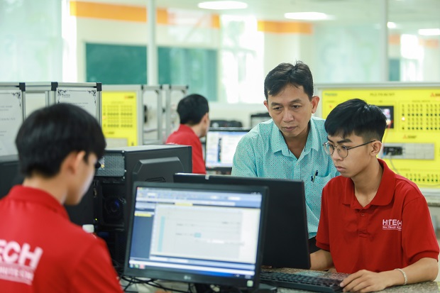 Tips hướng nghiệp - Khám phá ngành Robot và trí tuệ nhân tạo: Xu hướng triển vọng của thời đại 4.0 44