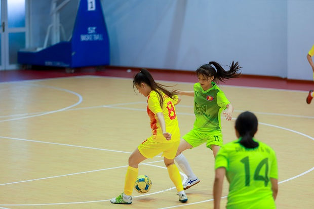 Nhìn lại hành trình bảo vệ “ngôi hậu” của tuyển nữ Futsal HUTECH tại mùa giải 2020 30