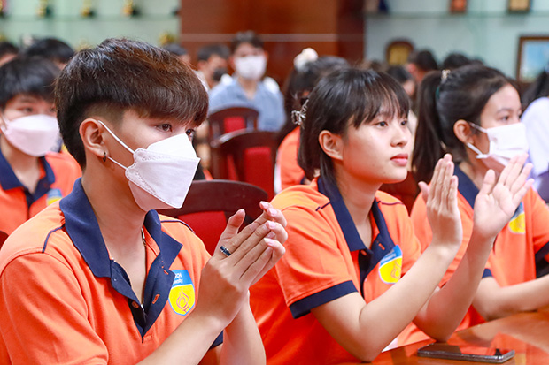 Khoa Quản trị kinh doanh đăng cai Hội thi Sinh viên với tư tưởng Hồ Chí Minh năm học 2021-2022 73