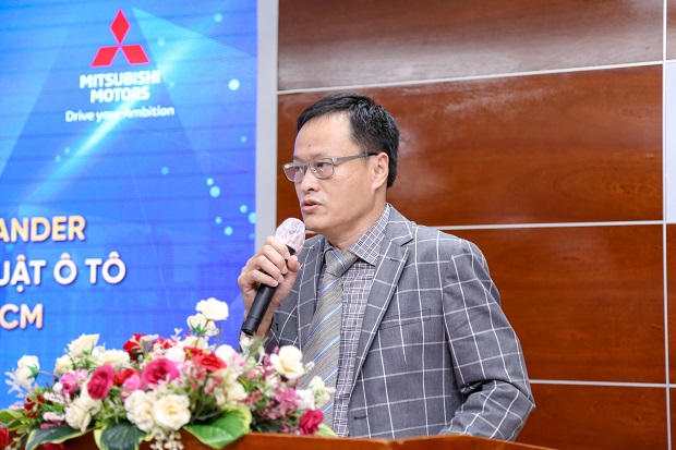 Mitsubishi Motors Vietnam trao tặng 02 ô tô phục vụ đào tạo ngành Công nghệ kỹ thuật ô tô HUTECH 79