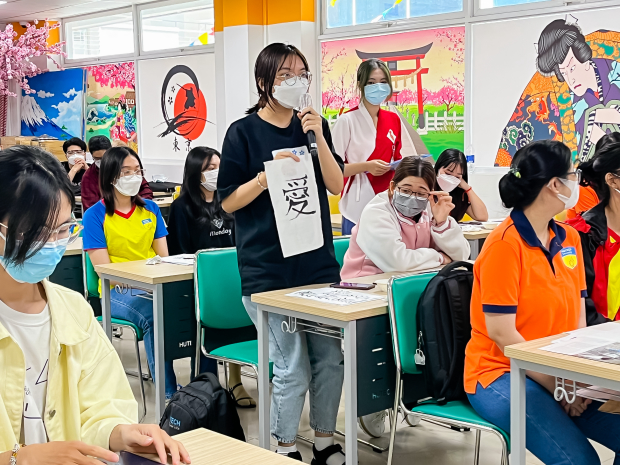 Sinh viên HUTECH khám phá nét đẹp văn hóa Nhật Bản qua cuộc thi Viết thư pháp “Ước nguyện ngày Xuân” 52