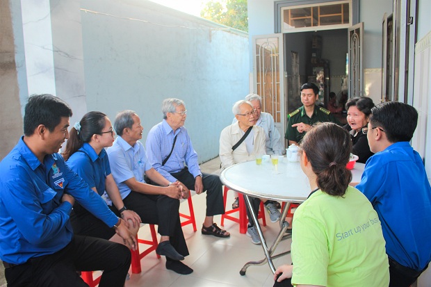 Đoàn Thanh niên - Hội Sinh viên HUTECH thăm căn cứ cũ của Thành Đoàn tại huyện Củ Chi (TP.HCM) 24