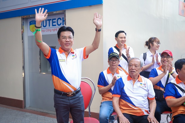 Cựu sinh viên Khoa Tài chính - Thương mại gặp gỡ trong không gian “Kết nối yêu thương” 27