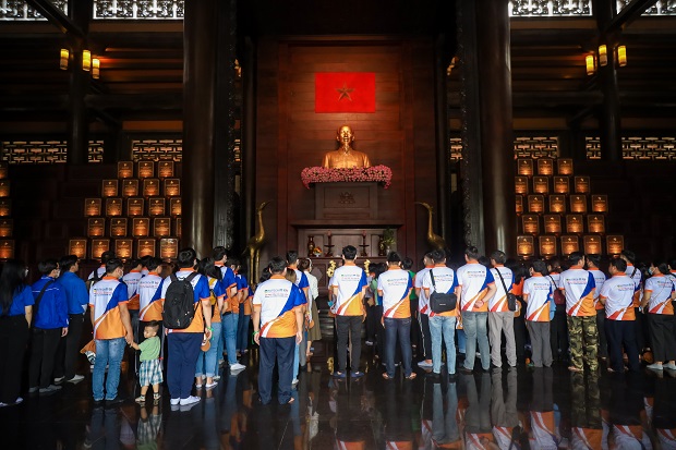 Cựu sinh viên Khoa Tài chính - Thương mại gặp gỡ trong không gian “Kết nối yêu thương” 66