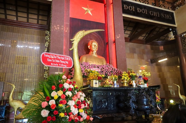 Cựu sinh viên Khoa Tài chính - Thương mại gặp gỡ trong không gian “Kết nối yêu thương” 74