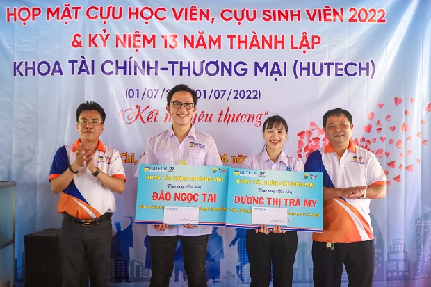 Cựu sinh viên Khoa Tài chính - Thương mại gặp gỡ trong không gian “Kết nối yêu thương” 120