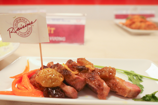 Nhiều đầu bếp trẻ tiềm năng lộ diện tại vòng Chung kết cuộc thi nấu ăn với nho khô California 103