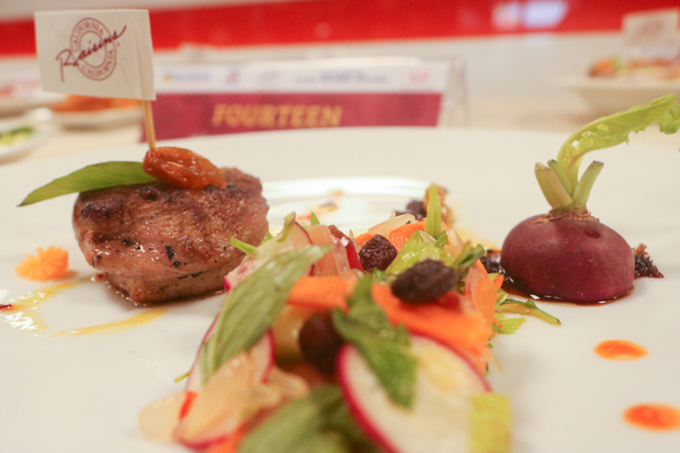 Nhiều đầu bếp trẻ tiềm năng lộ diện tại vòng Chung kết cuộc thi nấu ăn với nho khô California 111