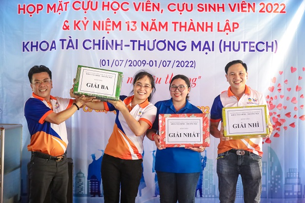 Cựu sinh viên Khoa Tài chính - Thương mại gặp gỡ trong không gian “Kết nối yêu thương” 139