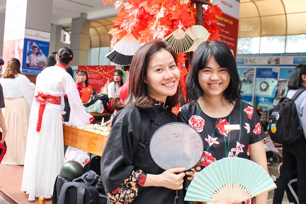 Khám phá dòng lịch sử Trung Quốc với Rung chuông vàng phiên bản HUTECH 16