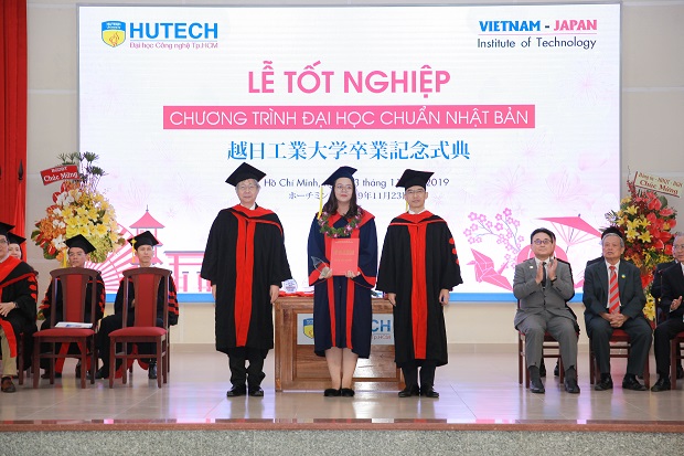 HUTECH tổ chức Lễ bế giảng và trao bằng tốt nghiệp chương trình Đại học chuẩn Nhật Bản 113