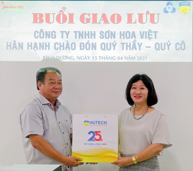 Khoa Kiến trúc - Mỹ thuật mở rộng “bản đồ” hợp tác doanh nghiệp với Công ty TNHH Sơn Hoa Việt 60