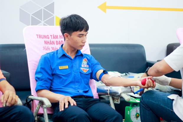 Hơn 350 sinh viên HUTECH tình nguyện hiến máu tặng Trung tâm Chữ Thập Đỏ TP.HCM trong ngày 18/6 106