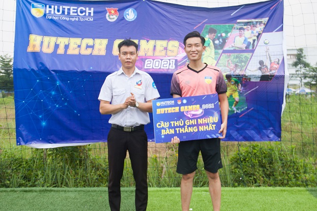 HUTECH Games 2021 - The Faculty of Civil Engineering becomes the new Champion of Men's Football after a spectacular comeback 92