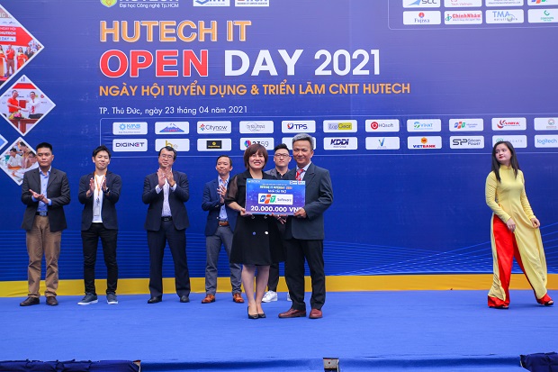 “Sàn giao dịch” việc làm HUTECH IT Open Day 2021 chính thức khai mạc với hơn 3000 vị trí tuyển dụng 201