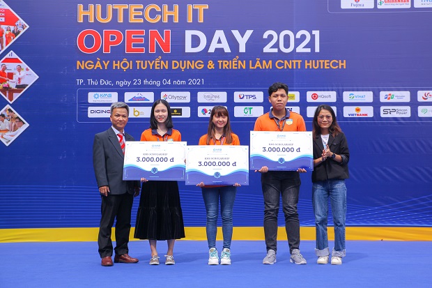 “Sàn giao dịch” việc làm HUTECH IT Open Day 2021 chính thức khai mạc với hơn 3000 vị trí tuyển dụng 128