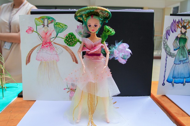 "Bản lĩnh Việt Nam" đầy kiêu hãnh tại triển lãm Chung kết cuộc thi Thiết kế thời trang Búp bê Barbie 67