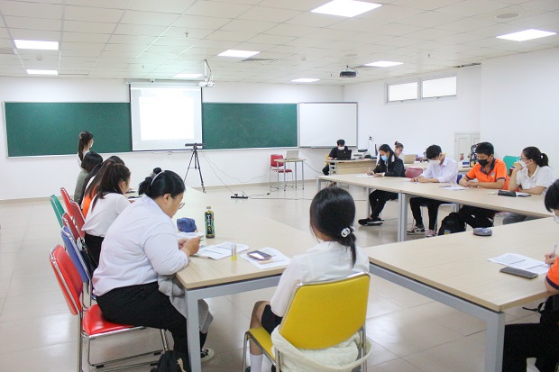 Sinh viên VJIT “trải nghiệm tìm việc” cùng đại diện Học viện EHLE (Nhật Bản) 12