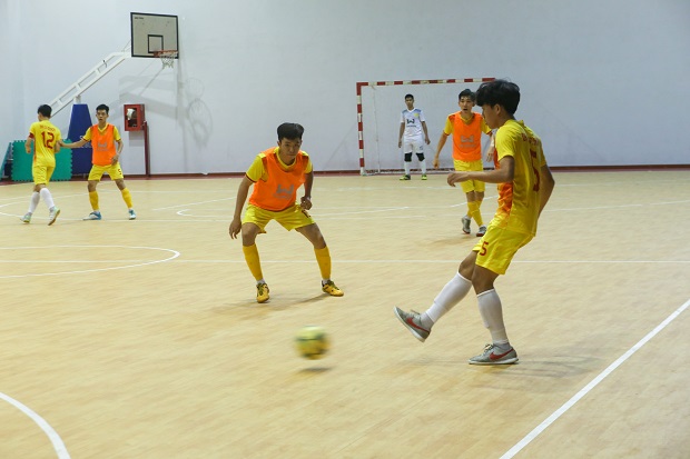 Tuyển Futsal nam HUTECH tiến thẳng vào Bán kết sau trận Tứ kết “thư hùng” 28