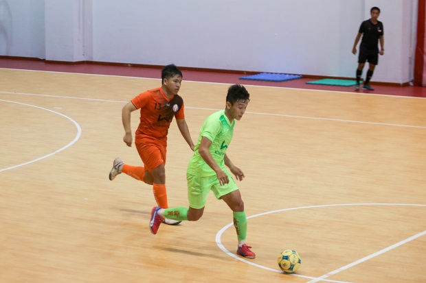 Tuyển Futsal nam HUTECH tiến thẳng vào Bán kết sau trận Tứ kết “thư hùng” 49