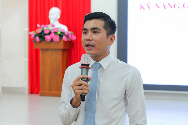 Sinh viên Viện Công nghệ Việt - Hàn tiếp cận văn hóa công sở từ năm nhất, chuẩn bị hành trang cho tương lai 42