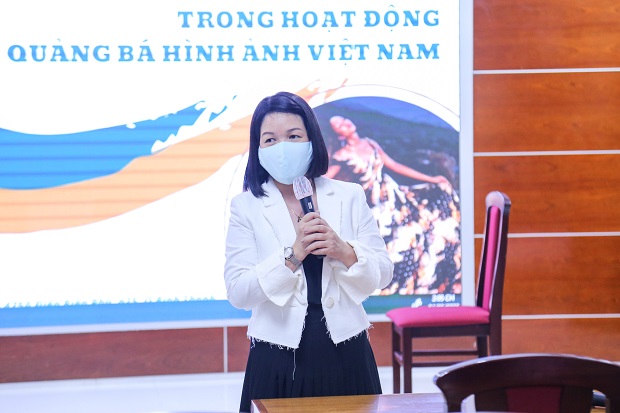 Sinh viên Khoa Kiến trúc Mỹ thuật HUTECH khám phá hành trình kết hợp thời trang và quảng bá du lịch từ NTK Lê Thanh Hòa 27