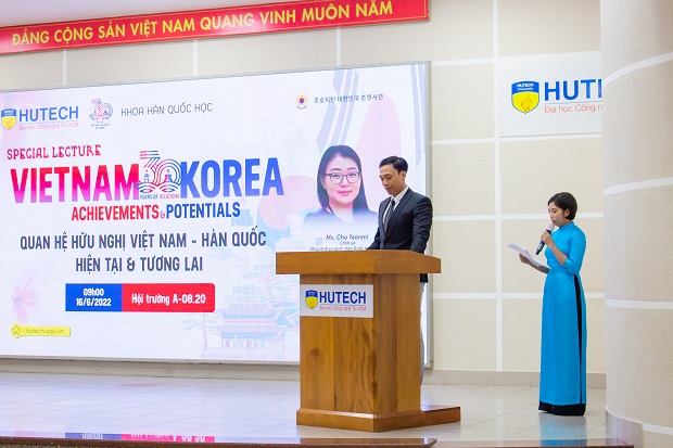 Khoa Hàn Quốc học cùng Tổng lãnh sự quán Hàn Quốc tại TP.HCM tổ chức chuyên đề về quan hệ Việt - Hàn 51